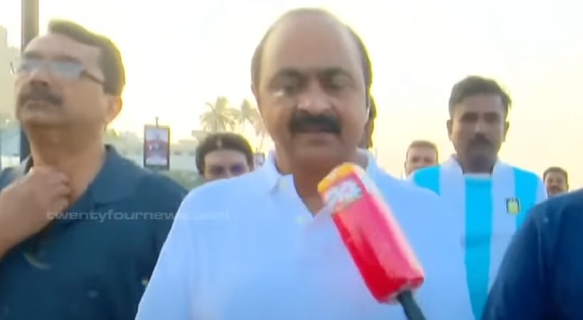vd satheesan criticizes abdurahiman