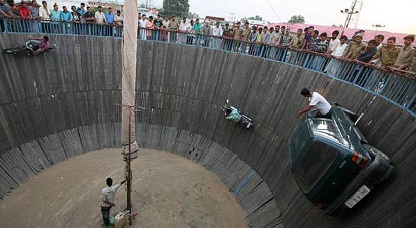 up man accident well of death