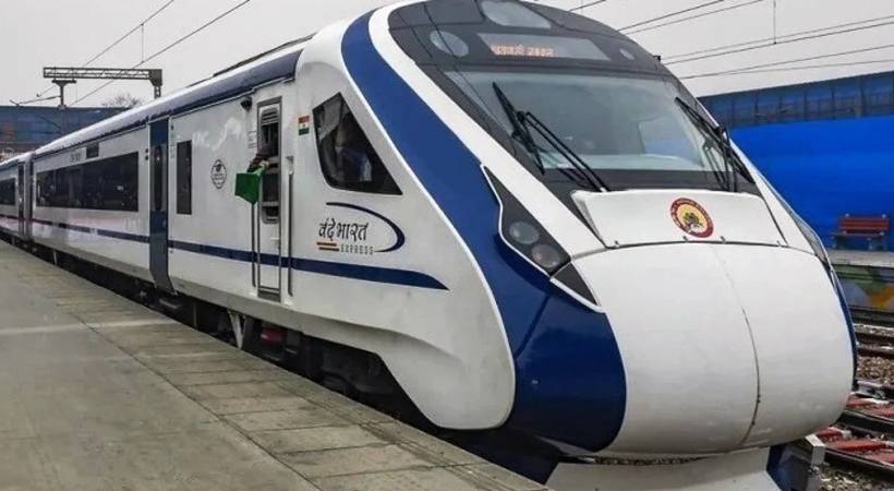 vande bharat from visakhapatnam to secunderabad