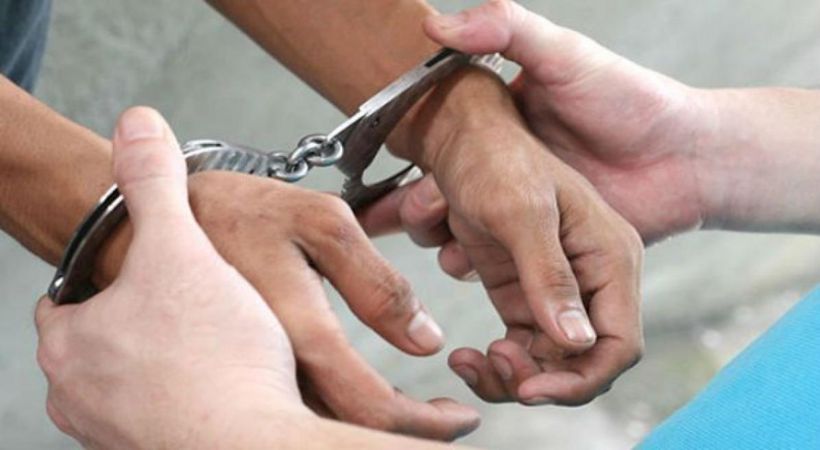 Drunk and riotous in movie theater two arrested kollam