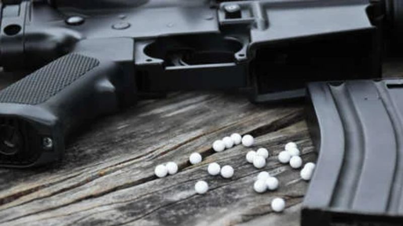 Two persons arrested for firing in bar