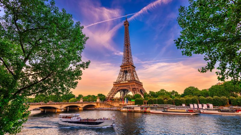 Valentine's Day special travel with your partner