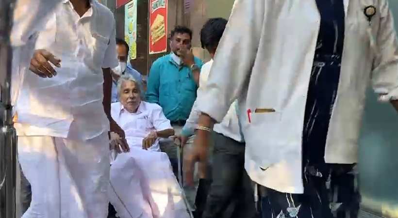 Oommen Chandy was admitted to hospital in Bengaluru