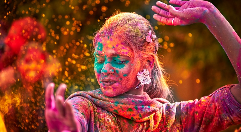 FOLLOW these Hacks to protect your Skin during Holi 2023