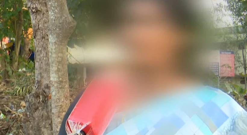 Varkala police drives out woman from station
