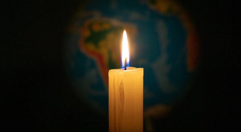 earth hour from 8.30pm