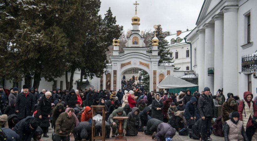 Orthodox clerics say they will not leave Kyiv monastery