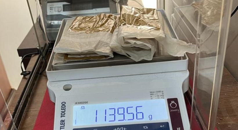 Gold worth Rs 52 lakh seized from Nedumbassery
