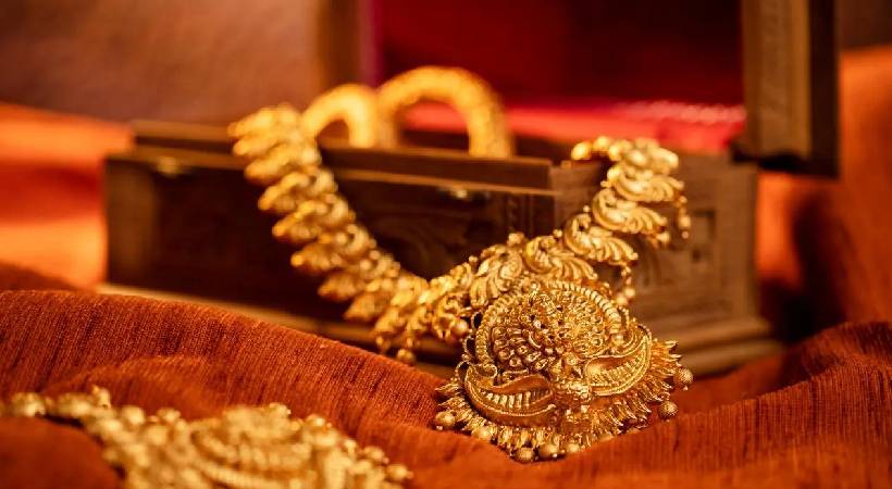 Gold price decreased kerala march 15
