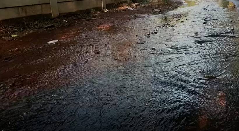 water supply pipe collapsed in Kozhikode