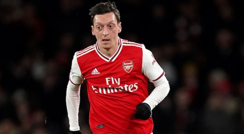 mesut ozil retired football