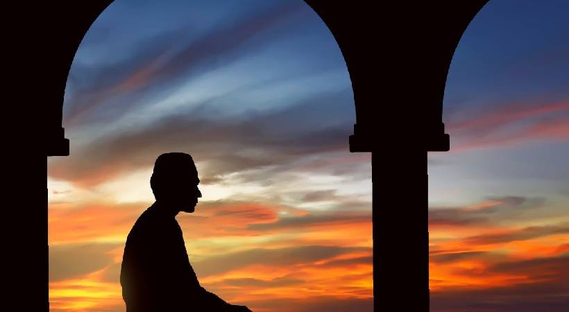 Saudi Arabia imposes restrictions on Ramadan celebrations