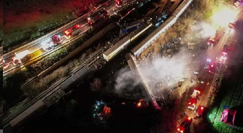 trains collide near Greek city of Larissa 26 died