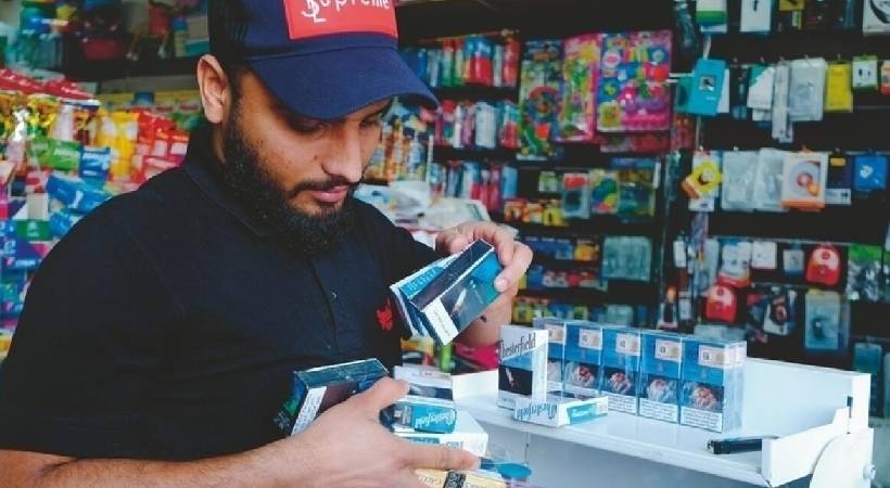 Dh15000 fine for selling tobacco products to children UAE