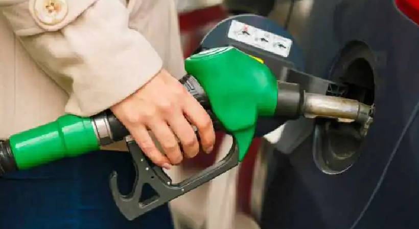 rush in mahe petrol pump