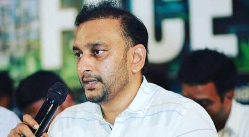 PK Firoz against pinarayi vijayan