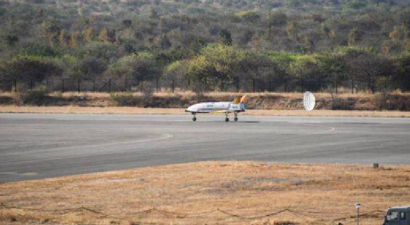 ISRO succeeds in landing Reusable Launch Vehicle