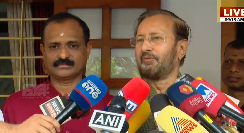 will visit muslim houses on ramzan says prakash javadekar