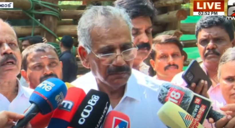 AK Saseendran speaking to media