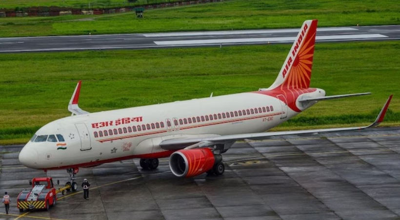 Full emergency at Delhi airport as Air India plane lands with cracked windshield