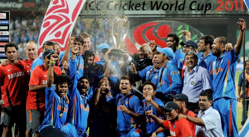 India lifts ICC world cup in 2011