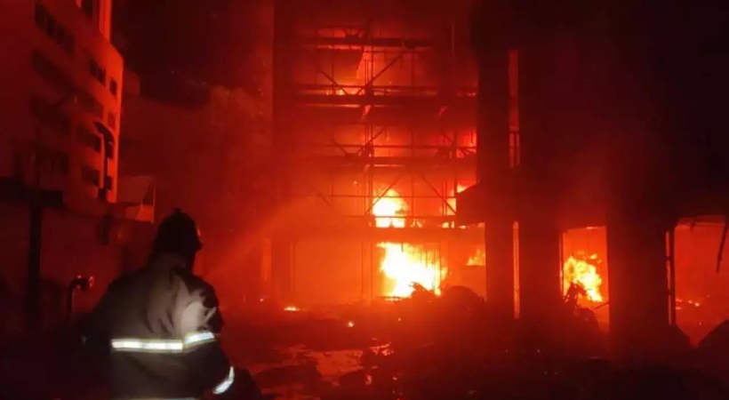 Major fire breaks out in commercial complex in Thane