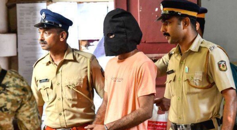 Shahrukh Saifi with police