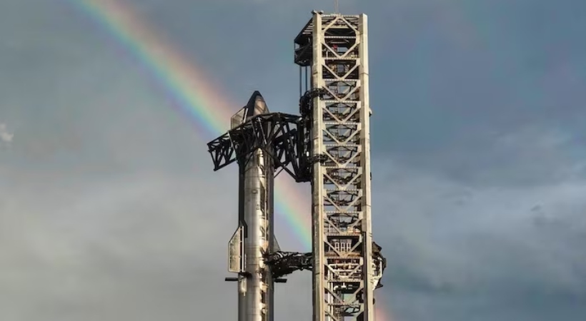 Starship Super Heavy ahead of launch