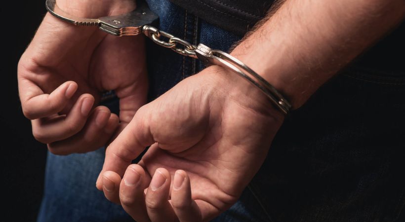 Suspect arrested for stealing money by offering job