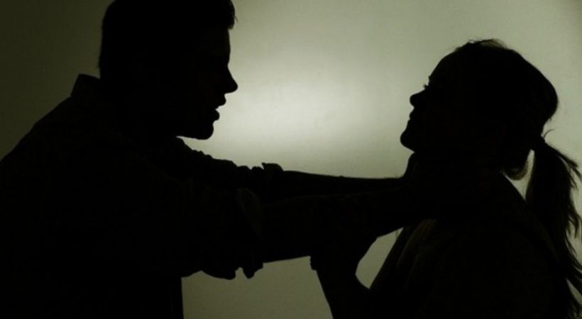 husband tried to kill his wife arrest Peerumedu