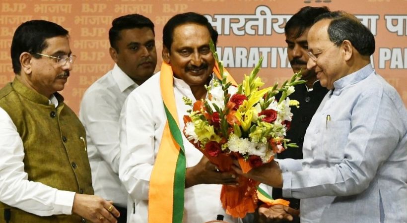 Kiran Kumar Reddy criticizes Congress