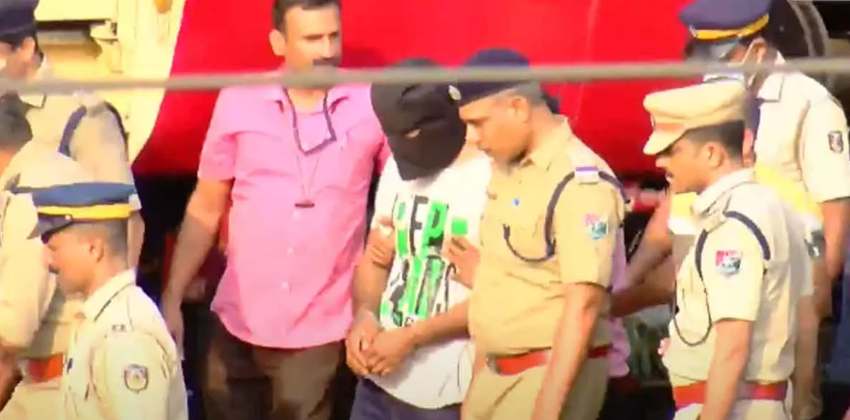 elathur-train-attack-shahrukh-saifi-taken-for-evidence-collection-