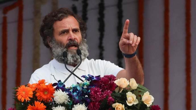 rahul-gandhi-stop-his-speech-while-azaan-prm- (1)