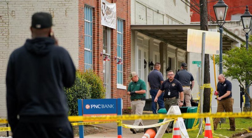Shooter kills four people at US teenagers' birthday party