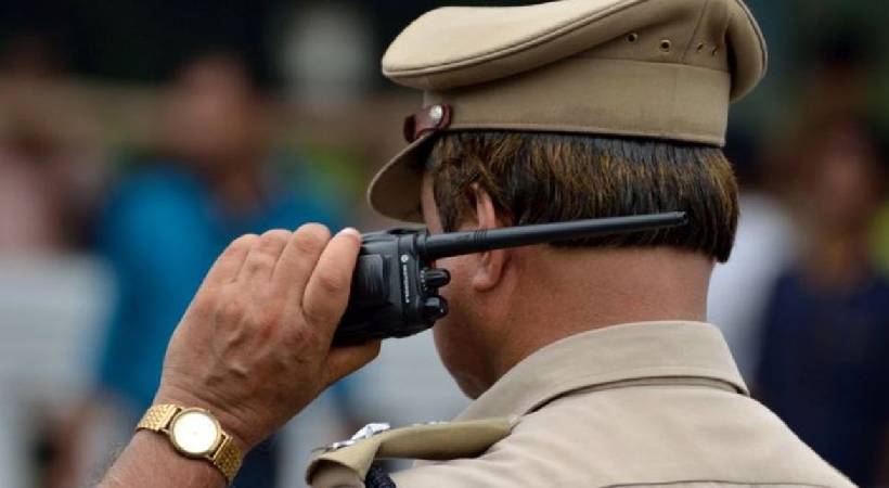kochi policeman car hit bike rider