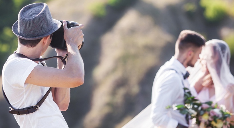 After Divorce, Woman Demands Refund From Wedding Photographer
