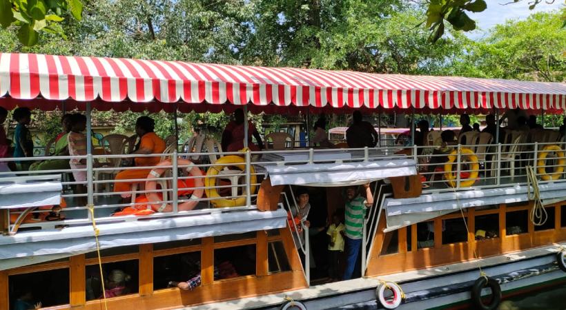 Image of detained Alappuzha Boat