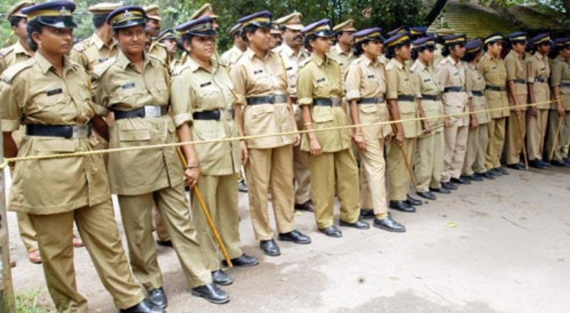 Defenses can be learned; Women policemen are ready to teach in Kanakakunn