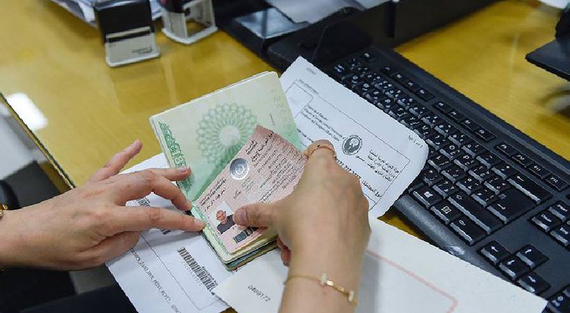 Expatriates about Fingerprint for stamping work visa to Saudi