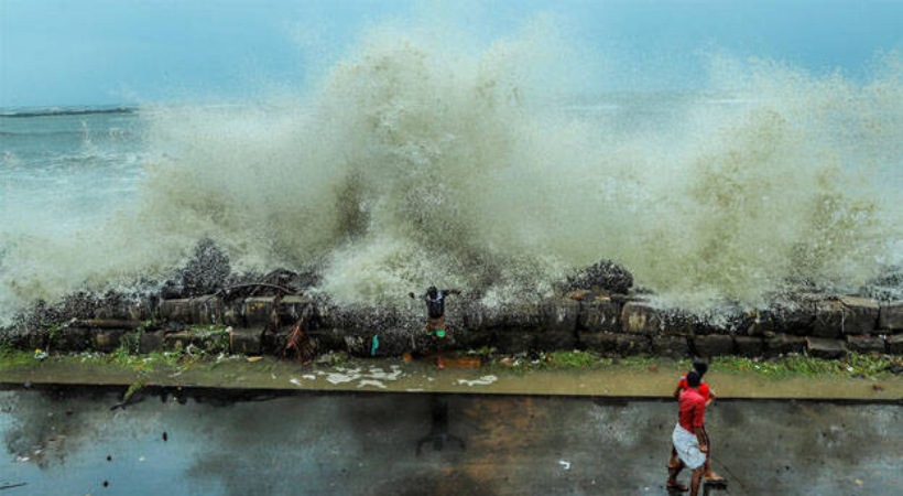 Strong winds and bad weather_ Warning for fishermen