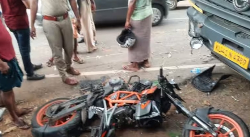 Three died in a bike accident Kottayam