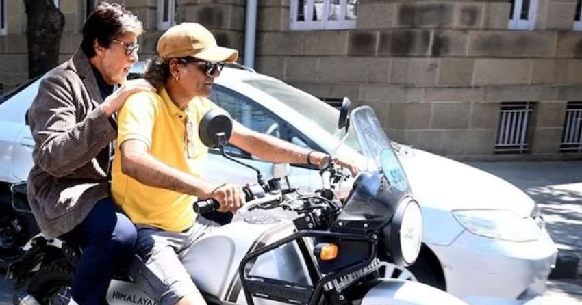 fan-gives-lift-to-amitabh-bachchan-on-bike