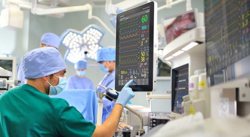 Over 30000 healthcare professionals to be hired in UAE