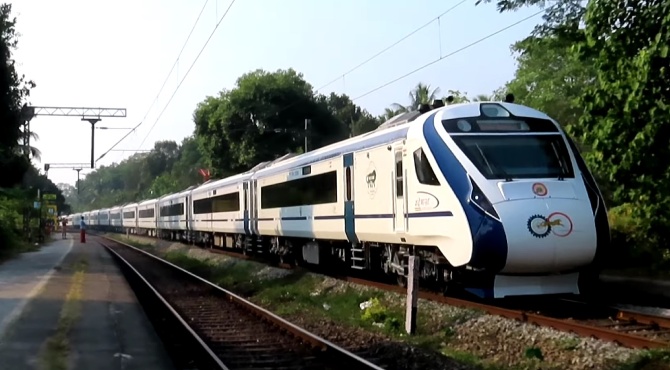 Kasaragod - Thiruvananthapuram Vande Bharat Express