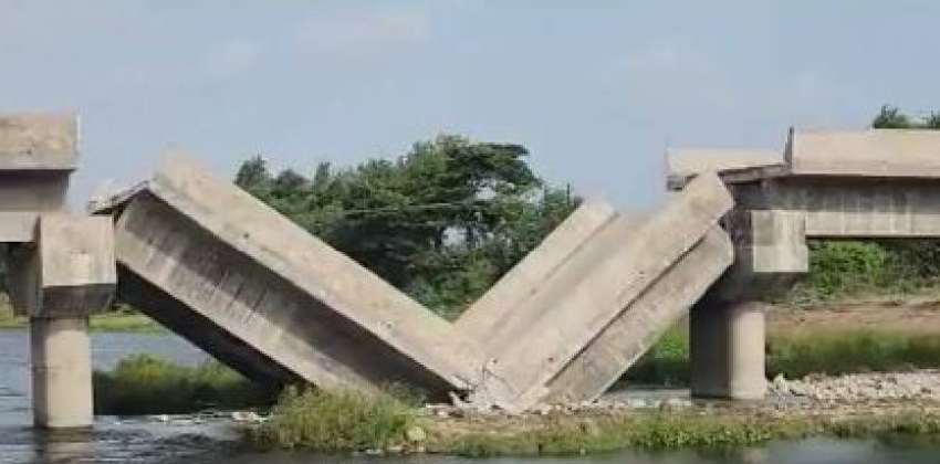 bridge-in-gujarat-collapsed