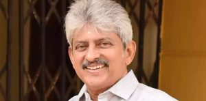 film-director-rajasenan-leaves-bjp-to-join-cpm