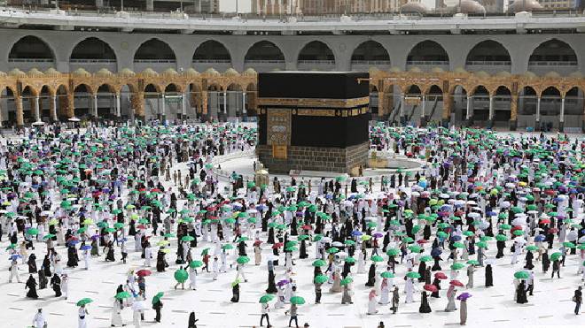 Hajj pilgrims started returning from Mina