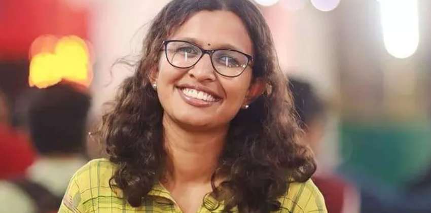 k vidhya about controversy