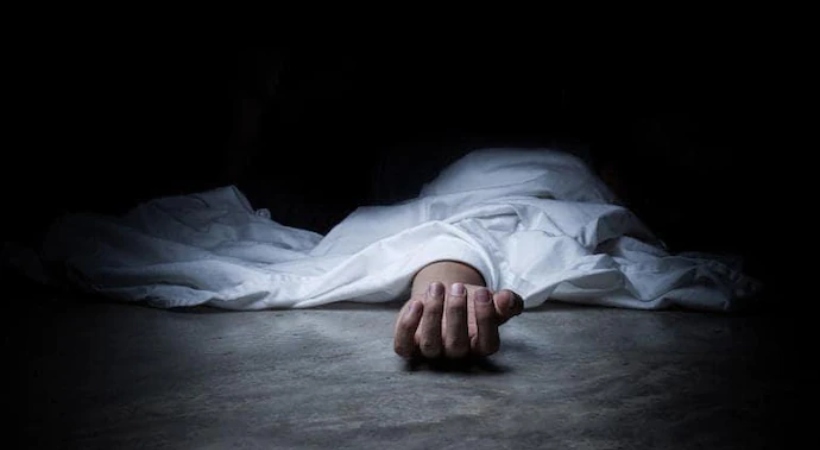 two-children-found-dead-in-lodge-in-thrissur