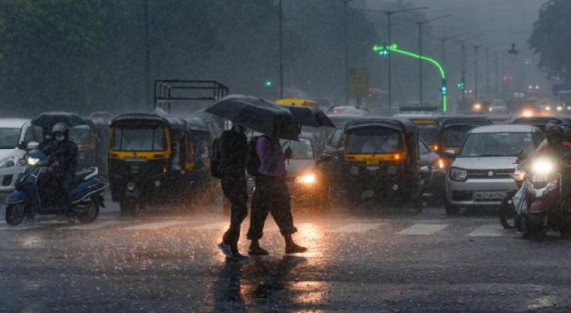 Kerala rain yellow alert in 8 districts orange alert in Idukki